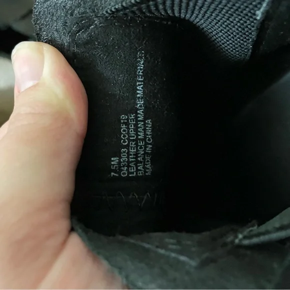 Korks Tea Black Leather Heeled Booties SZ 7.5 - Picture 3 of 9